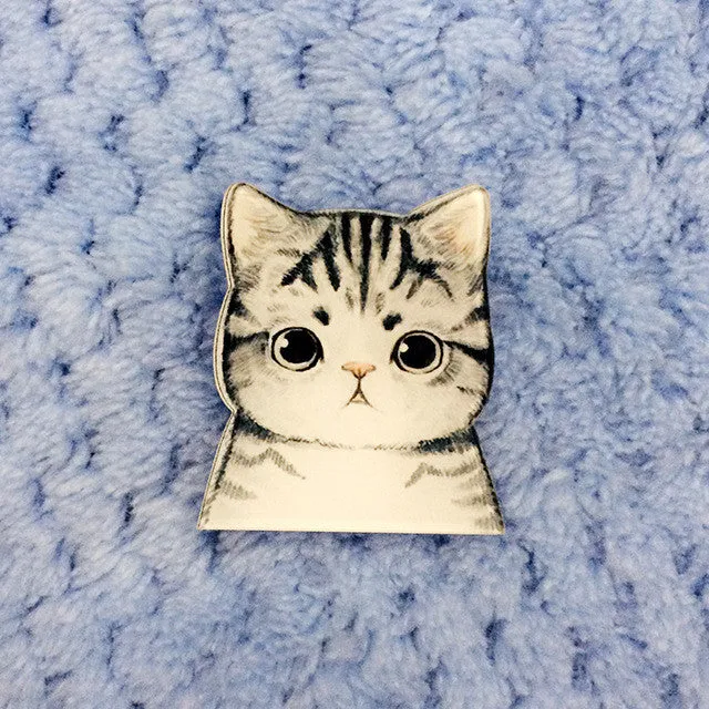 1 PCS Cartoon Cat Shaped Badge Free Shipping Kawaii Harajuku Acrylic Pin Badges Cartoon Animal Backpack Badge Decoration